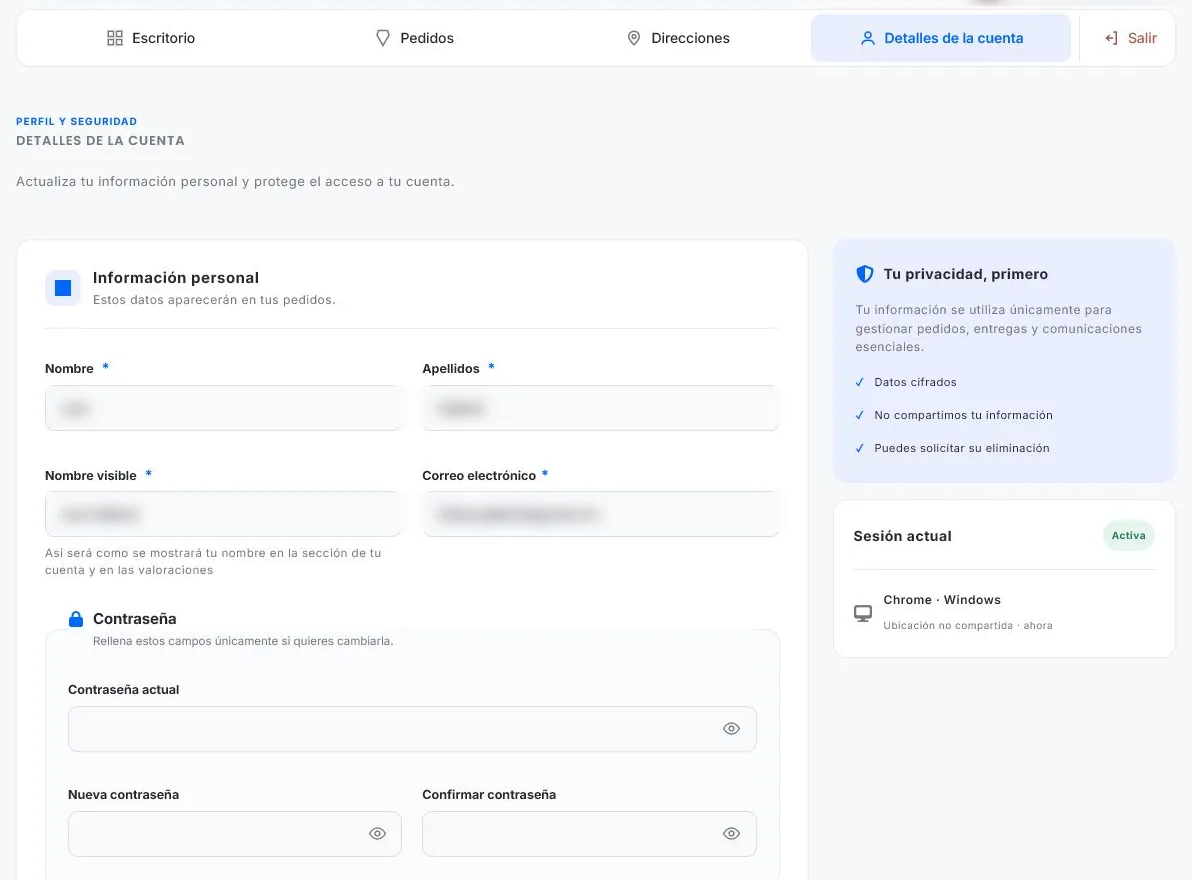 Área Mi cuenta de WooCommerce con pestañas Escritorio, Pedidos, Direcciones y Detalles de la cuenta, formulario de datos personales y bloque de privacidad